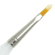 Royal Aqualon Wisp Filbert Brush